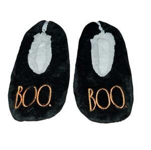 Rae Dunn Boo Slippers Halloween Novelty Print Grip Bottoms Slippers